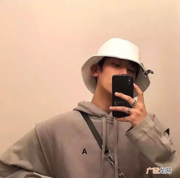 男生头像照，小哥哥男生头像大大大合集100张速度拿走
