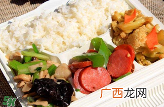 吃快餐抽两瓶黑血是真的吗？吃快餐血会变黑吗？