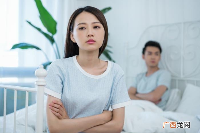 女人对一个男人不再爱了 二婚女人不爱一个男人的表现