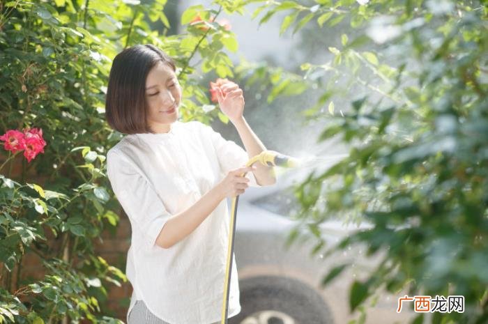 女人对一个男人不再爱了 二婚女人不爱一个男人的表现