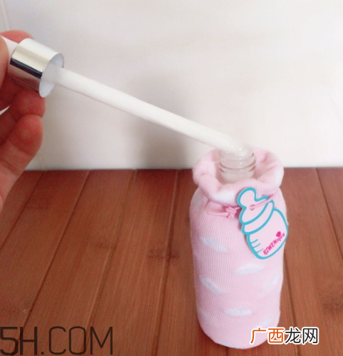 日吻牛初乳保湿提亮精华乳液怎么样?多少钱?