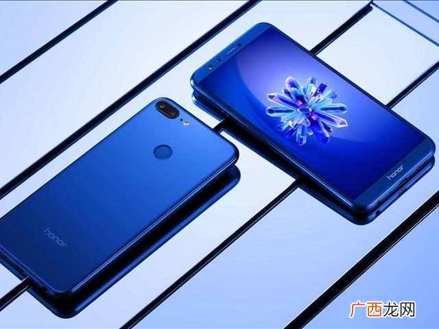 华为荣耀10怎么样？性价比超级高，你一定会爱上