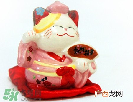 招财猫起源于哪个国家?招财猫怎么摆放