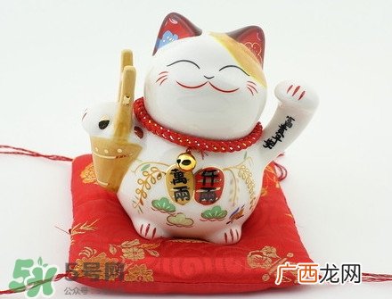 不同颜色的招财猫代表什么意思？招财猫的寓意是什么