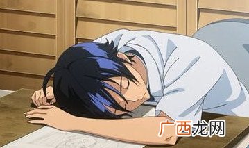 中午睡觉戴隐形眼镜好吗？戴隐形眼镜注意事项