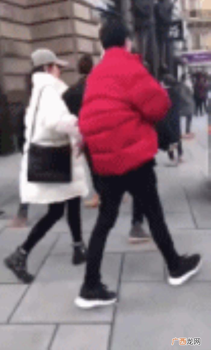 鹿晗关晓彤高清图片，关晓彤鹿晗恋爱3年
