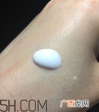 欧珀莱细致毛孔修颜露要卸妆吗_怎么用