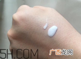 欧珀莱细致毛孔修颜露怎么样_好不好用