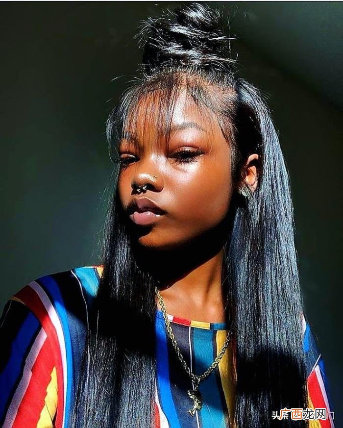卡通人物画，几个步骤就能画出一幅炫彩的卡通人物肖像