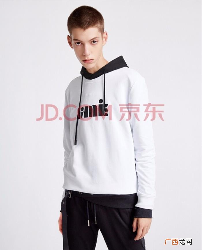 吴亦凡板寸，你以为吴亦凡只靠板寸头来撩妹的吗