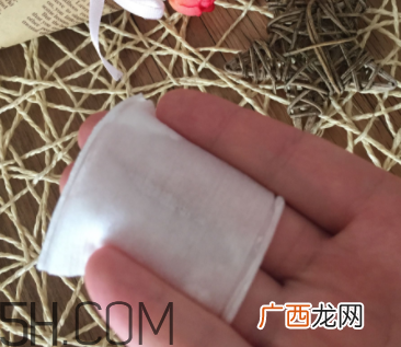 欧珀莱臻白多效角质调理肌底液怎么样？好用吗？
