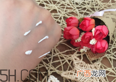 欧珀莱臻白多效角质调理肌底液怎么样？好用吗？