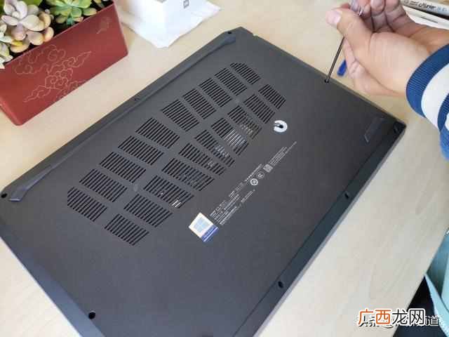笔记本怎么加内存条？快速加内存条的方法，适