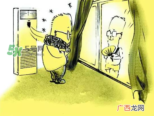 开空调要开窗吗？开空调要关窗吗？