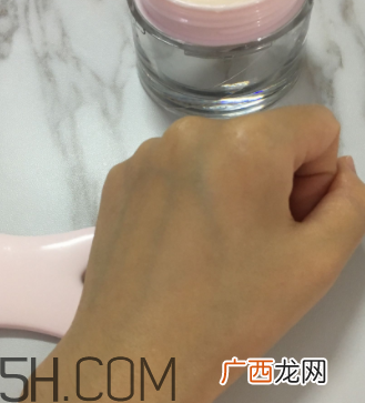 欧珀莱活肤按摩霜怎么用_使用说明书
