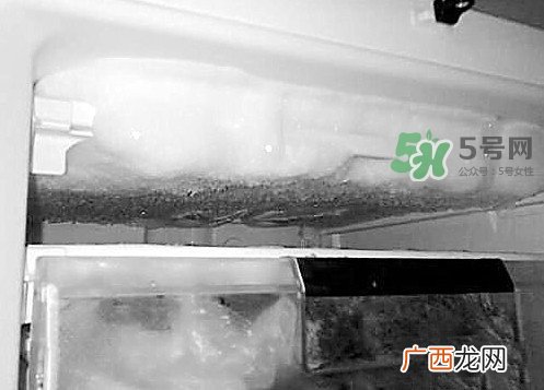 冰箱冷藏室结冰正常吗？冰箱冷藏室结冰是什么原因？