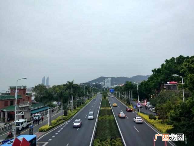 厦门大学怎么样？全国最美的大学，打开宿舍窗