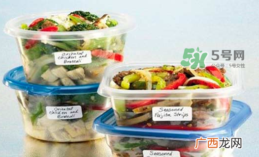 隔夜菜放冰箱能吃吗？吃隔夜菜有哪些危害？