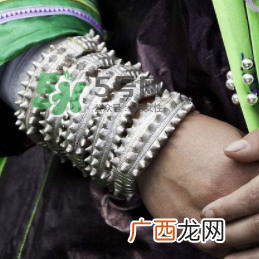 银手镯可以去湿气吗？银手镯能祛湿吗？