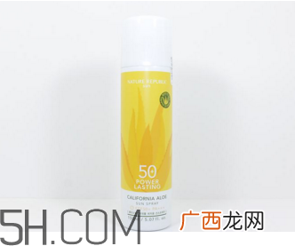 天天涂防晒霜会堵塞毛孔吗?防晒霜PK防晒喷雾