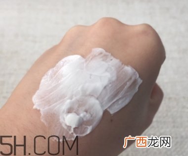 liz earle是什么牌子？liz earle是哪个国家的