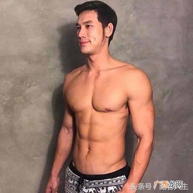 三个效果最好的动作 胸肌怎么练最快出轮廓