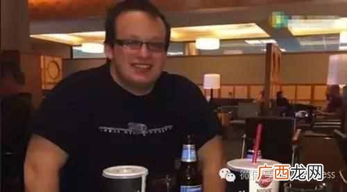 肚子上的赘肉怎么减最快最简单(用这个方法男