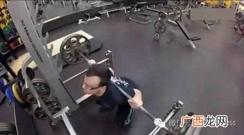 肚子上的赘肉怎么减最快最简单(用这个方法男
