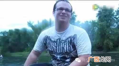肚子上的赘肉怎么减最快最简单(用这个方法男