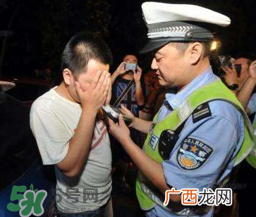 荔枝吃一颗酒驾三颗醉驾哪些食物含酒精？