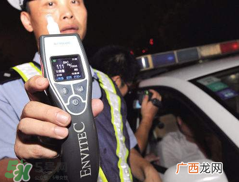 荔枝吃一颗酒驾三颗醉驾哪些食物含酒精？