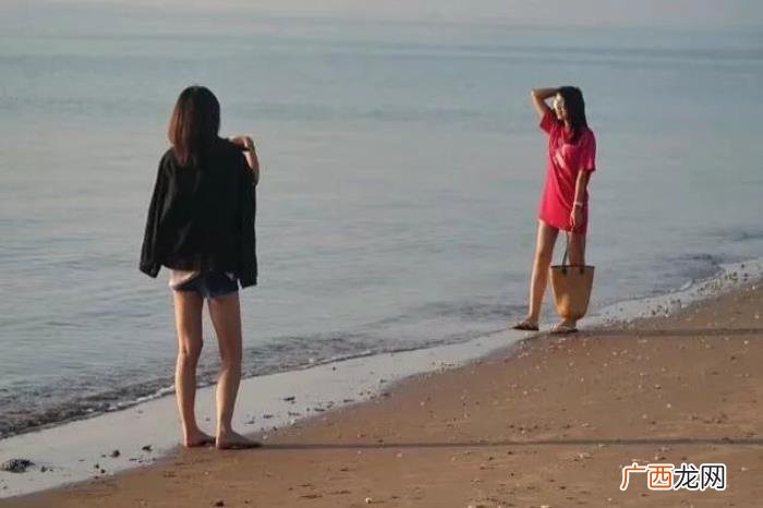 闺蜜旅行就要这样拍照 闺蜜图片