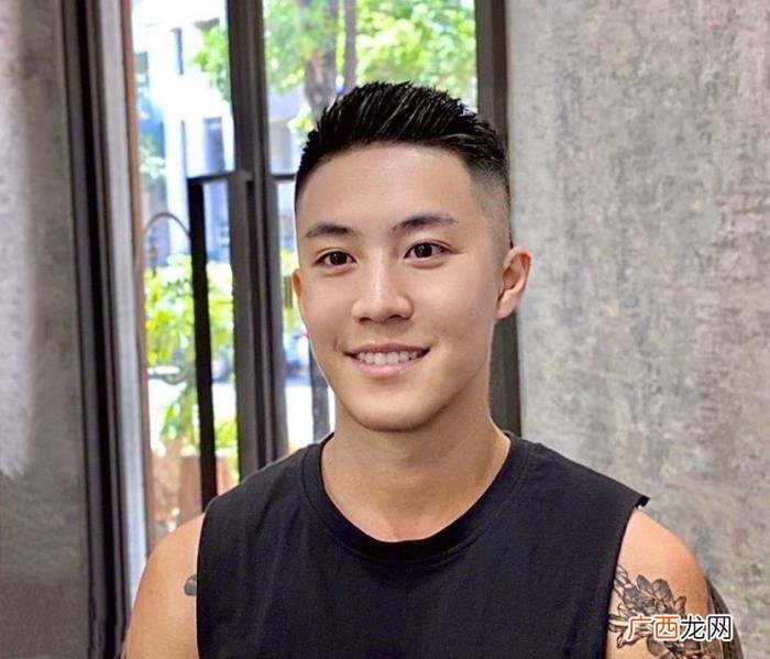 潮男超短寸头发型，别再说寸头是精神小伙发型了