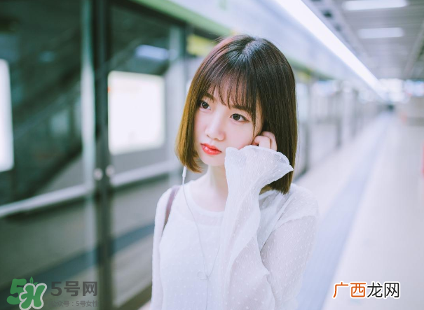 乳腺炎不发烧能喂奶吗？乳腺炎输液能喂奶吗?