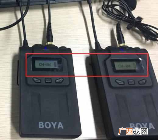 无线话筒怎么用？无线话筒接电脑的详细步骤