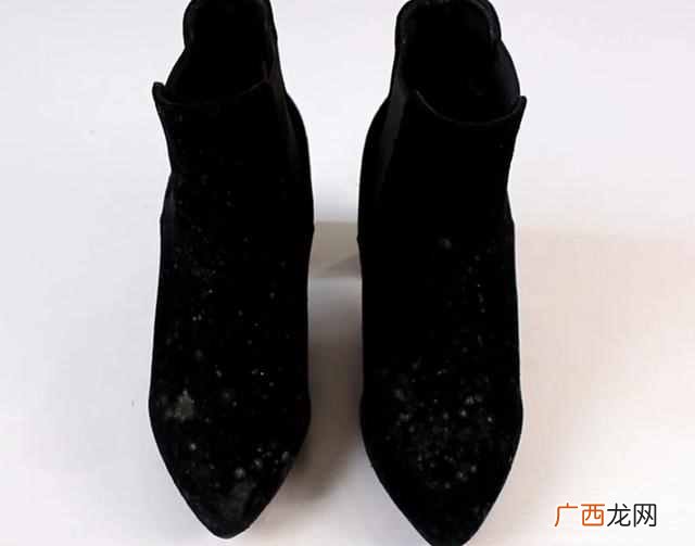 冬天靴子怎么洗?洗衣店的清洗方法，一般人我不