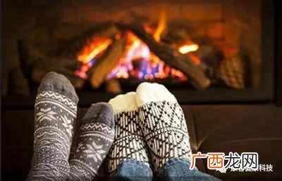 脚凉是怎么回事？缓解脚步冰凉有方法