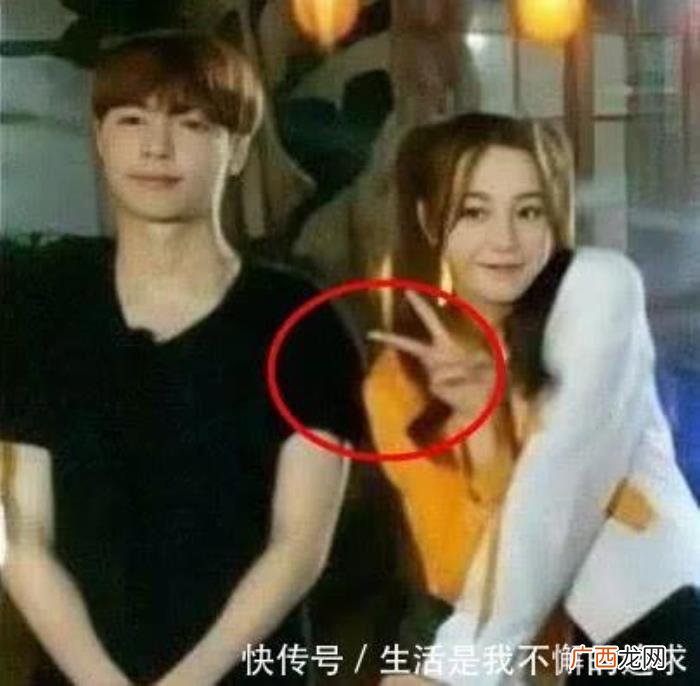 热巴和艺兴，极限挑战5张艺兴和迪丽热巴关系有多好