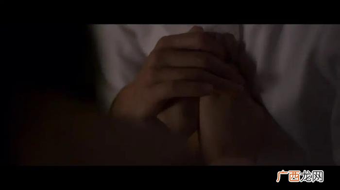 男人喜欢女人亲哪里,男生最喜欢女生亲自己哪里