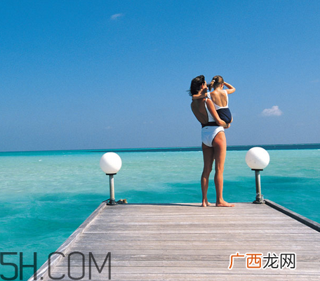 去海边玩用什么防晒霜好？干性皮肤防晒霜推荐
