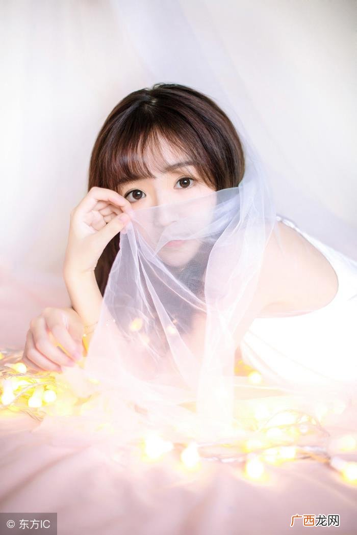 女生刚分手后适合追吗，喜欢的女孩子刚和前男友分手