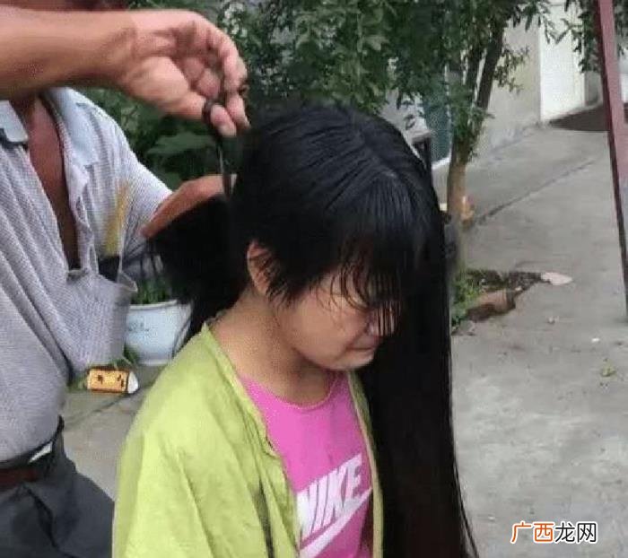 发际线高的人剃寸头好看吗，发际线高的女孩欲哭无泪