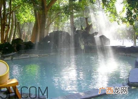 关节炎能泡温泉吗？关节炎能用热水泡吗？