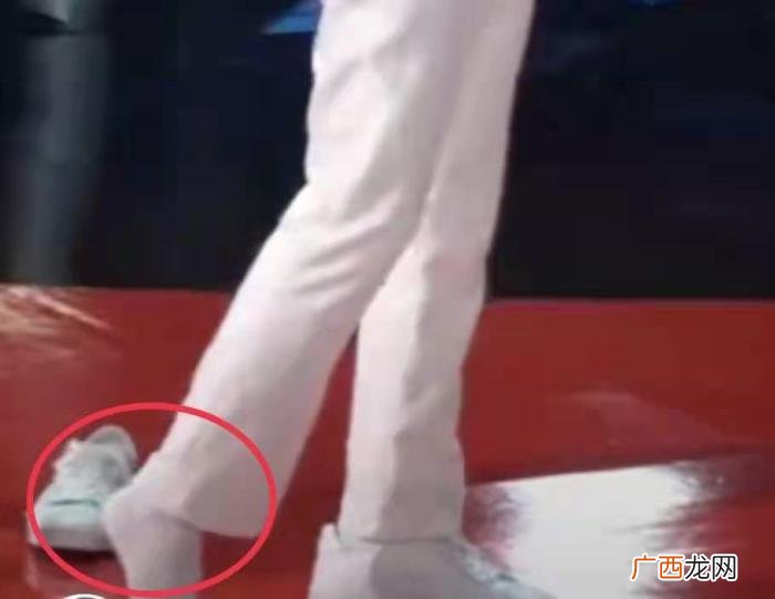 关晓彤欧阳娜娜，关晓彤欧阳娜娜造型显胖