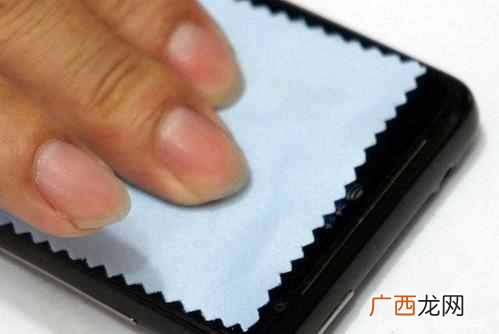 手机触屏失灵怎么办？快速修复以及解决的方法
