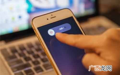 手机触屏失灵怎么办？快速修复以及解决的方法