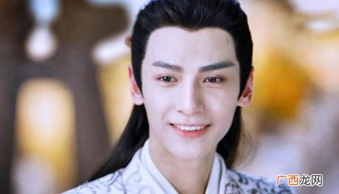 罗云熙二哈，如何看待有些二哈的原著粉丝抵制罗云熙出演楚晚宁这一角色