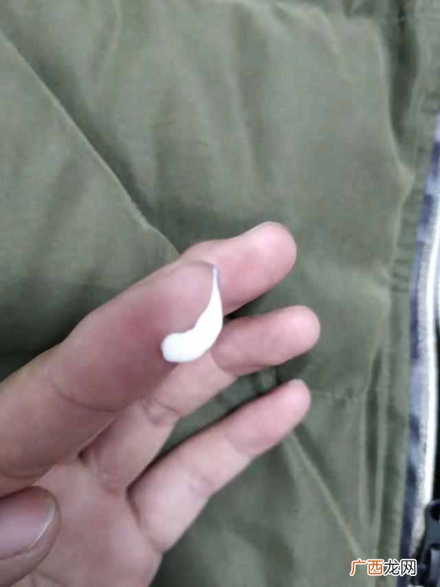 铁拉锁不好拉怎么办？生活小妙招，省钱又省事