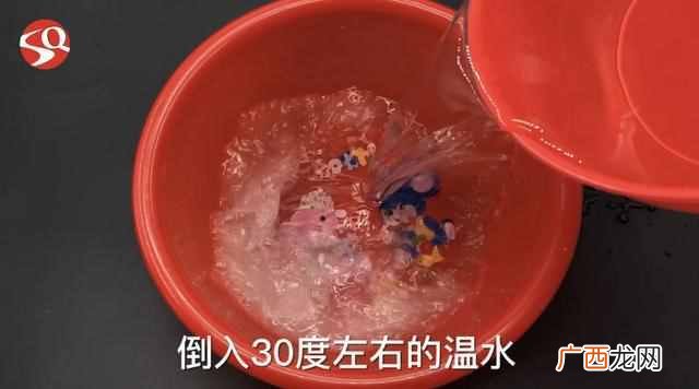 毛呢大衣在家怎么洗？干洗店都在用的方法