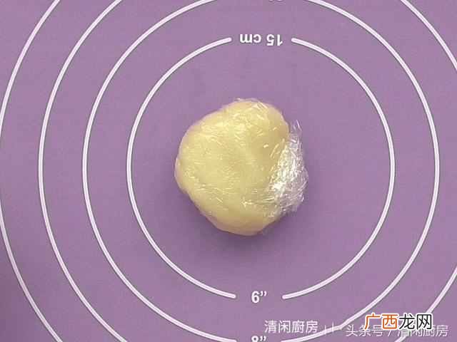 冰皮月饼怎么做？教你自制冰皮月饼最简单的做